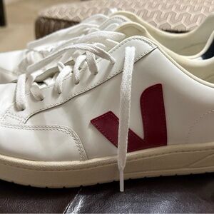 Veja White and Burgundy Sneakers